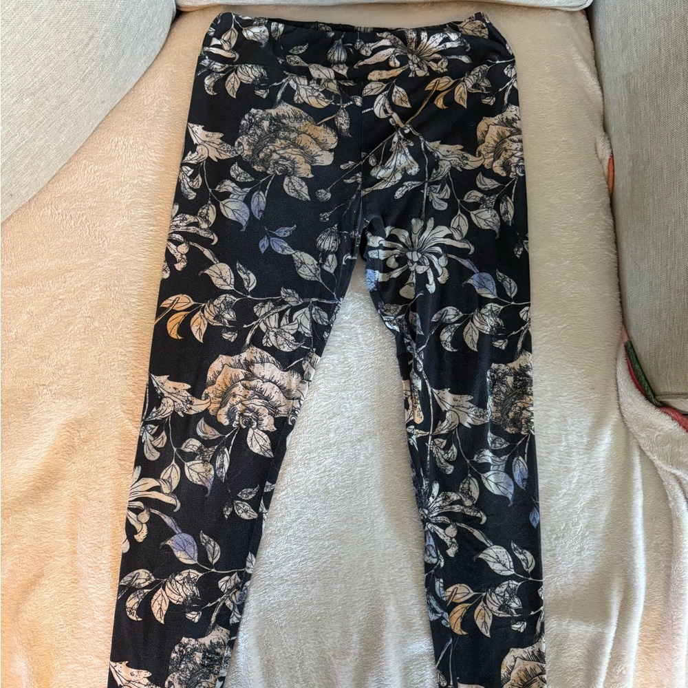 LuLaRoe Black Floral Women's Jeggings